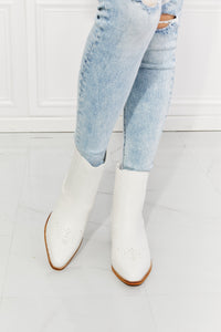 Thumbnail for MMShoes Love the Journey Stacked Heel Chelsea Boot in White