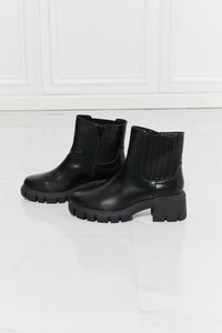 Thumbnail for MMShoes What It Takes Lug Sole Chelsea Boots in Black