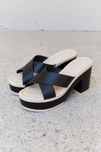 Thumbnail for Weeboo Cherish The Moments Contrast Platform Sandals in Black